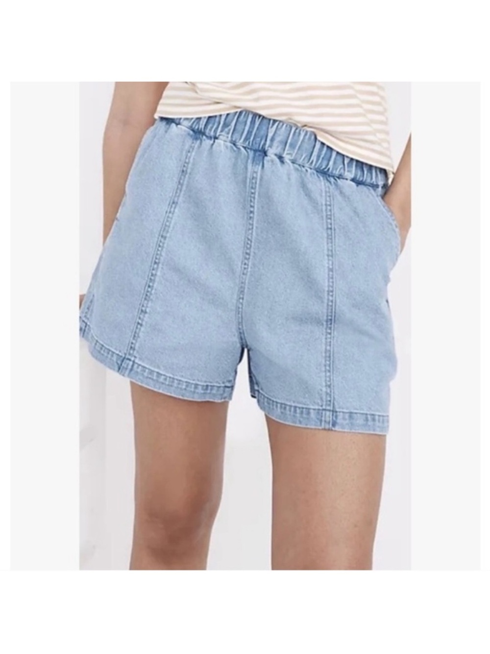 Madewell Light Wash Denim Shorts with Elastic Waist Relaxed fit